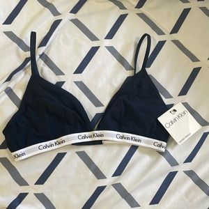 Calvin Klein Women's Carousel Triangle Bralette, Shoreline, L